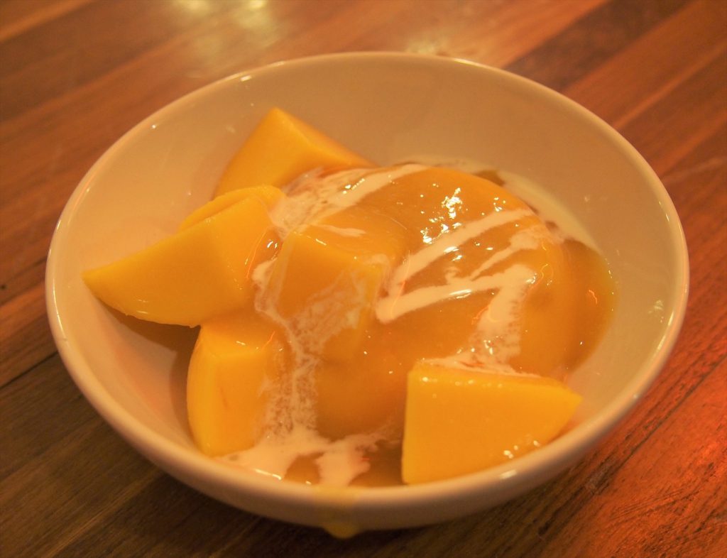 タイでのゴルフで甘いモノが食べたくなったら…「マンゴー・タンゴ」の濃厚プリン「マンゴー・ツイスト」