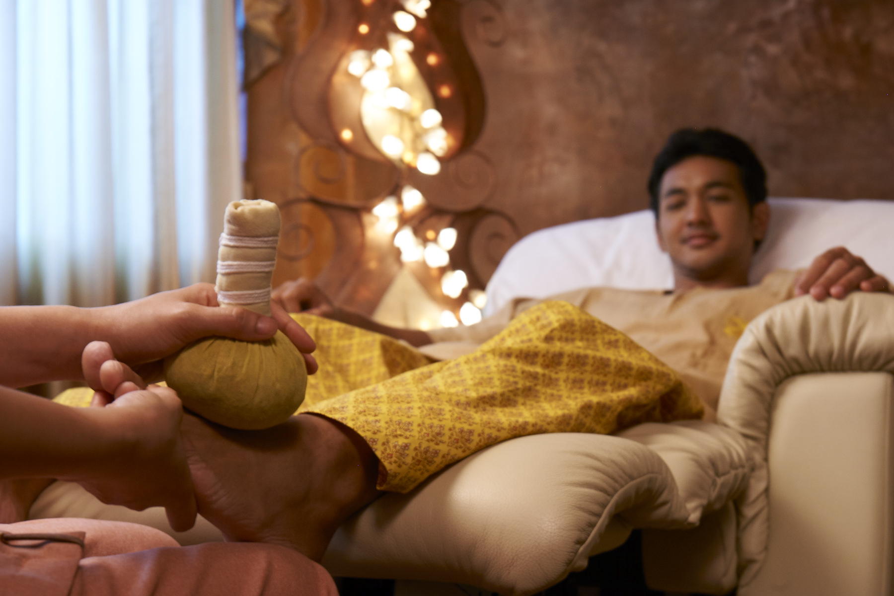 「アジアハーブアソシィエィション」タイ伝統医学のハーバルボール 【公式】ゴルフタイランド