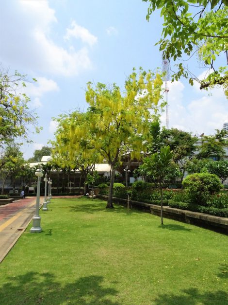 カオサン　公園