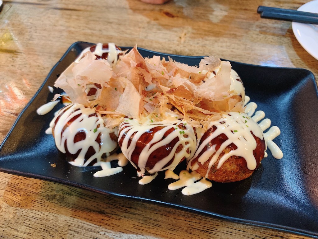 タイ・バンコクで本場大阪の粉もんが食べれるお店「おおさか たこやき1048（OSAKA TAKOYAKI 1048）」