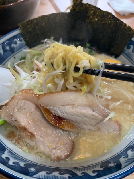 麺屋NARUTO とん塩ラーメン