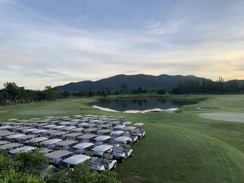 タイ・シラチャ近くのカオキオ国立公園近くにある日本人に人気のゴルフ場「プレザントバレーゴルフ＆カントリークラブ（Pleasant Valley Golf & Country Club）」