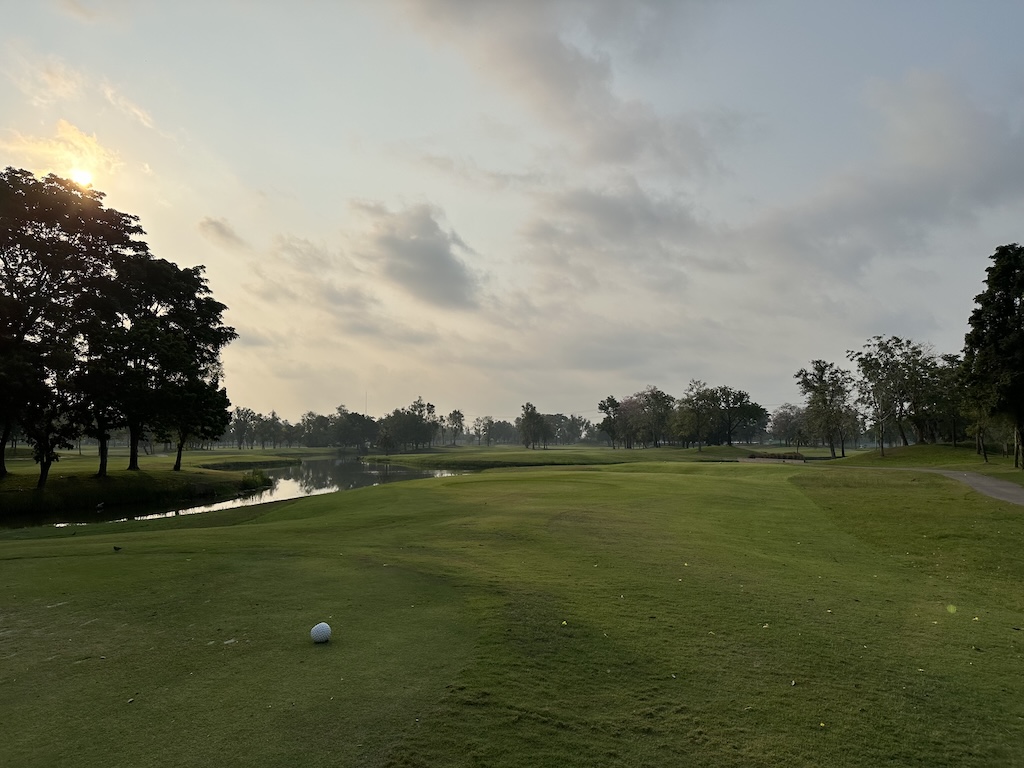 フローラヴィル・ゴルフ & カントリークラブ